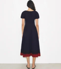 BALLONÄRMEL-KLEID AUS VISKOSE