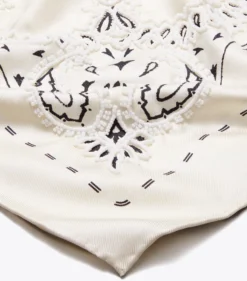 DREIECKIGES BANDANA-TUCH MIT PERLEN