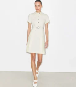 ELASTISCHES GOLFKLEID
