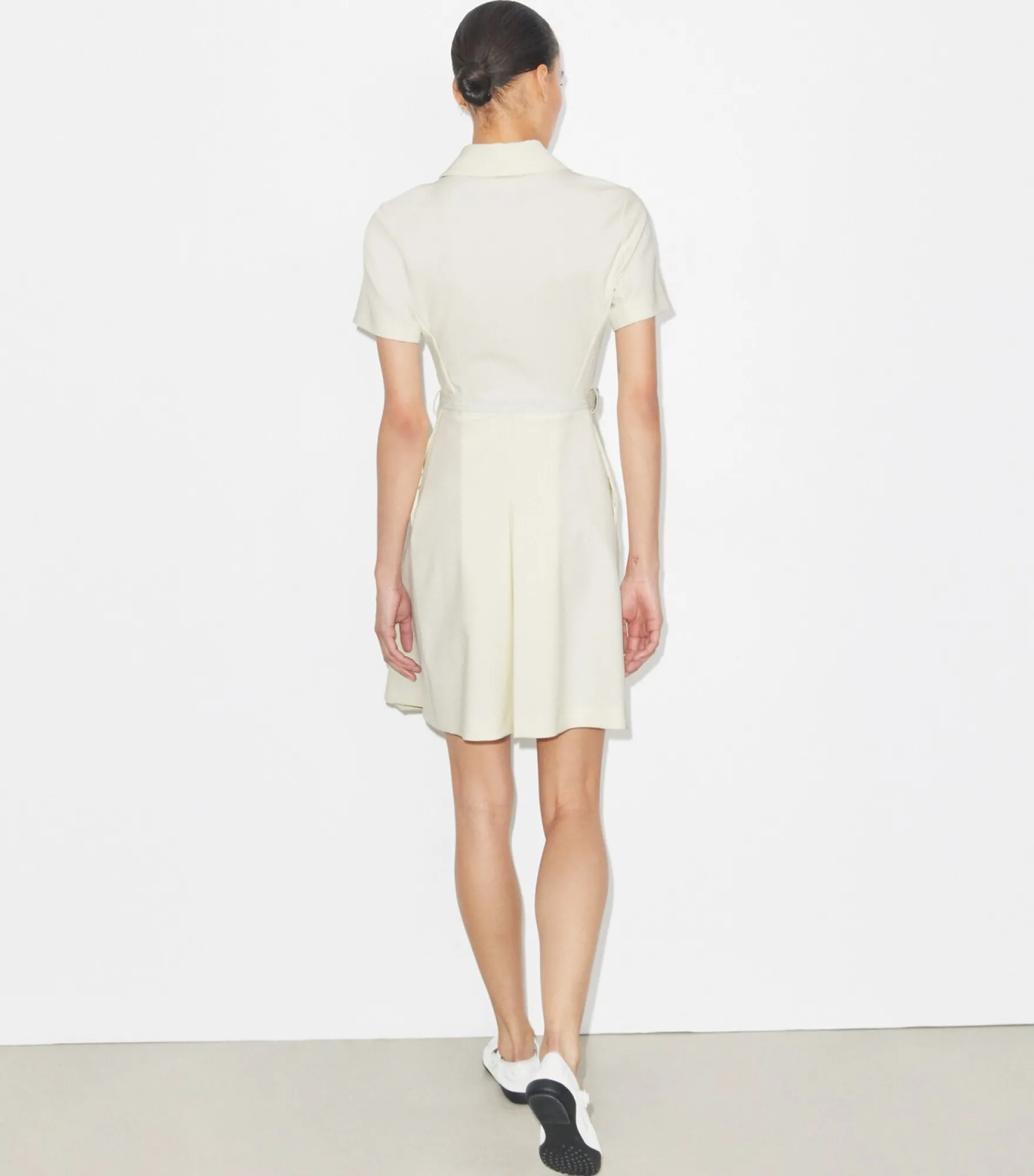 ELASTISCHES GOLFKLEID