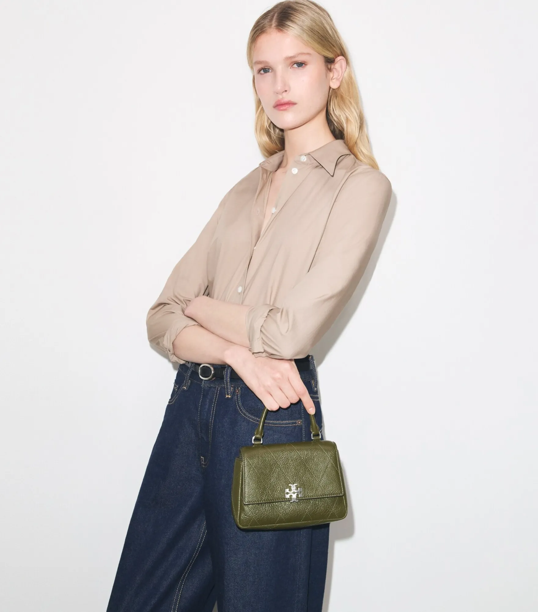 GESTEPPTE MINI CHARLIE CROSSBODY BAG MIT TRAGEGRIFF OBEN