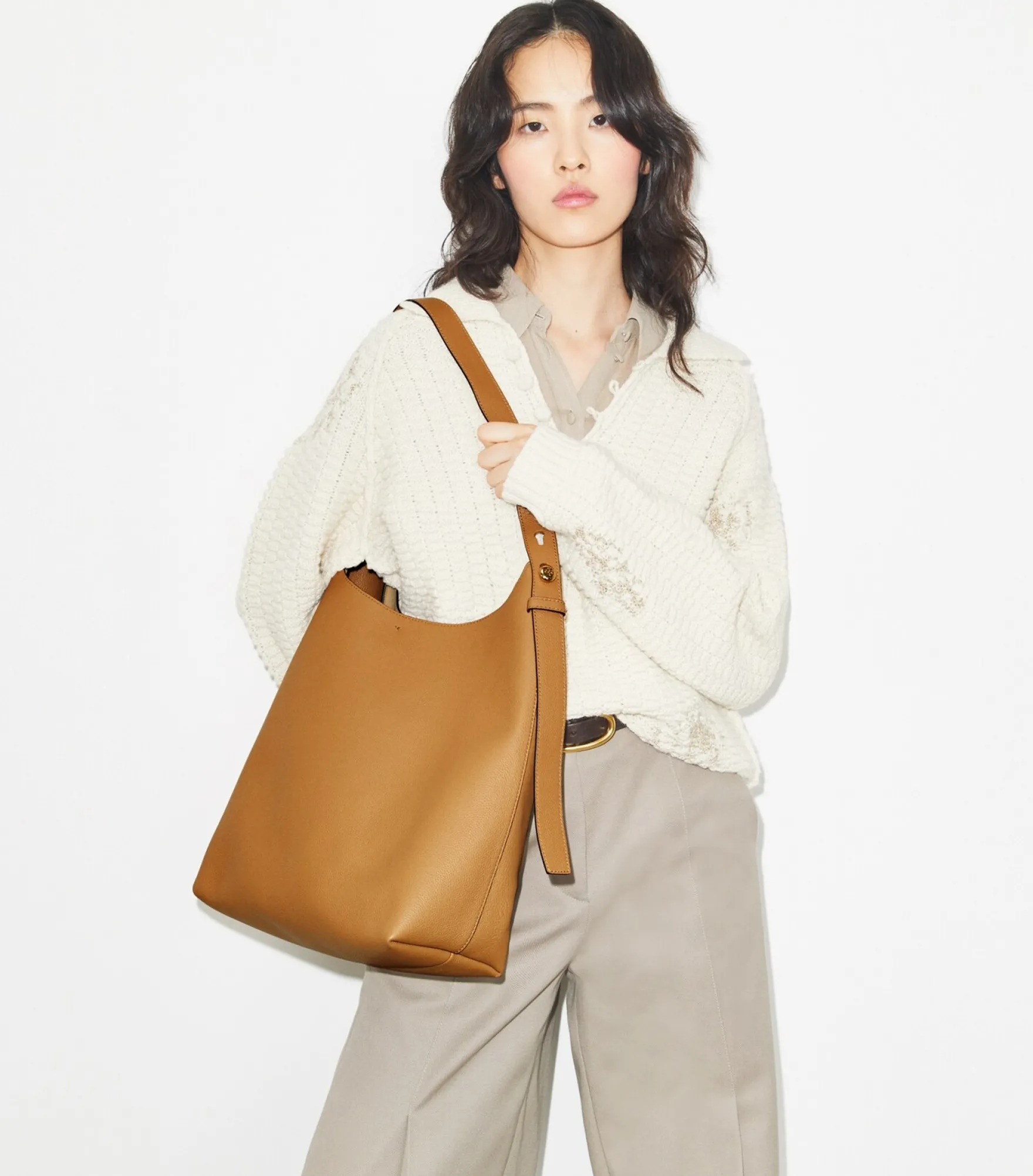 KLEINE ROMY HOBO BAG