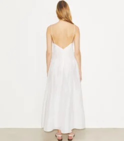 LEINENKLEID
