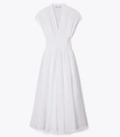 LEINENKLEID MIT V-AUSSCHNITT