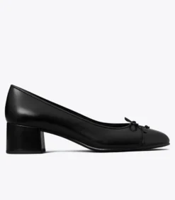 PUMPS MIT ZEHENKAPPE
