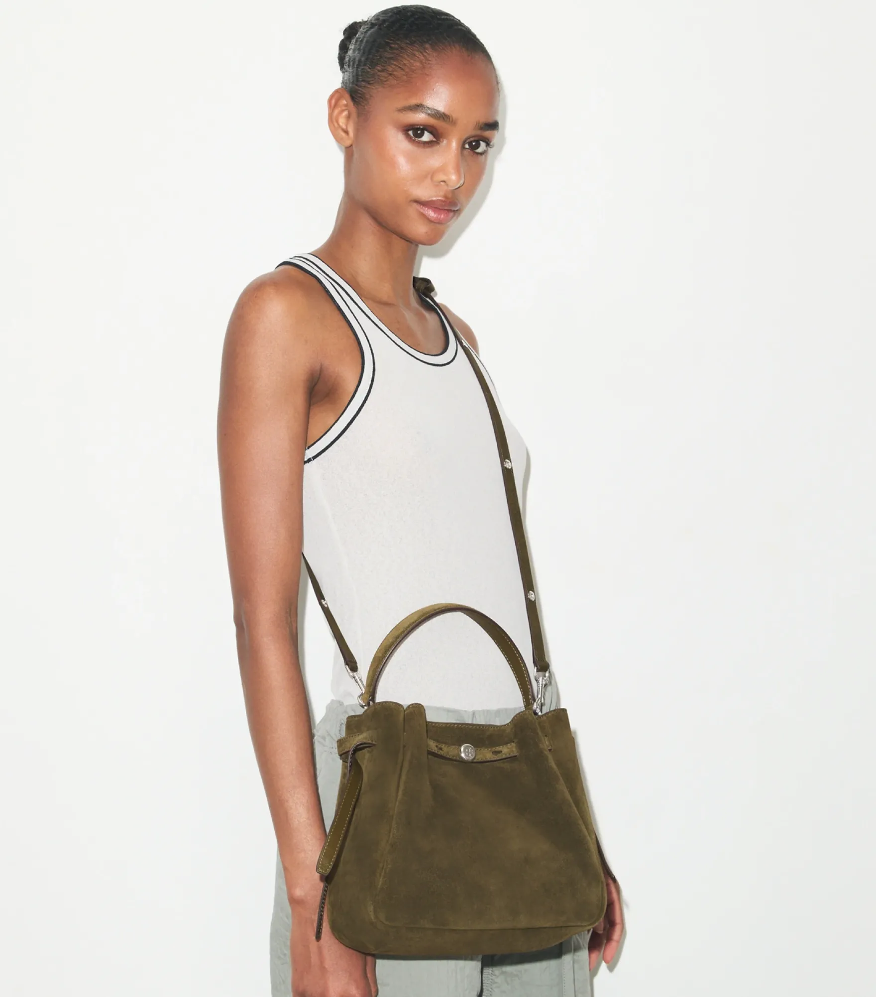 ROMY BUCKET BAG AUS WILDLEDER