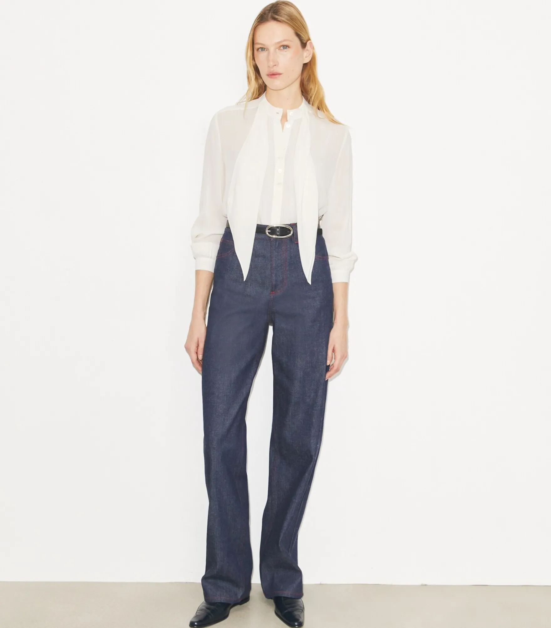 SCHLUPPENBLUSE AUS GEORGETTE