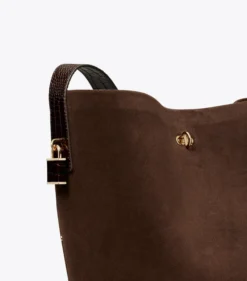 SCHMALE LOCK BUCKET BAG AUS WILDLEDER
