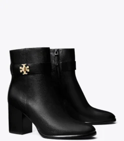 STIEFELETTE MIT T LOCK UND ABSATZ
