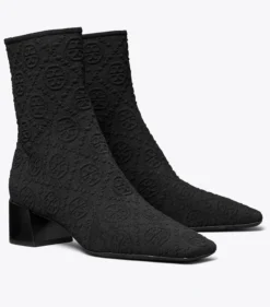 STIEFELETTE MIT T-MONOGRAMM UND STRETCH