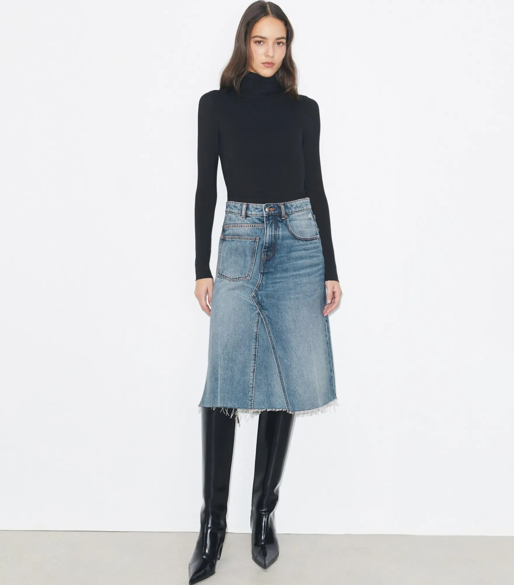 UNSTRUKTURIERTER JEANSROCK