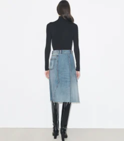 UNSTRUKTURIERTER JEANSROCK