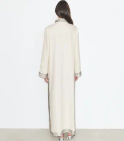 VERZIERTER LEINENKAFTAN