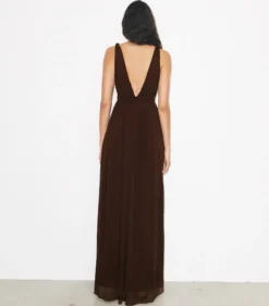 VISKOSEKLEID MIT V-AUSSCHNITT